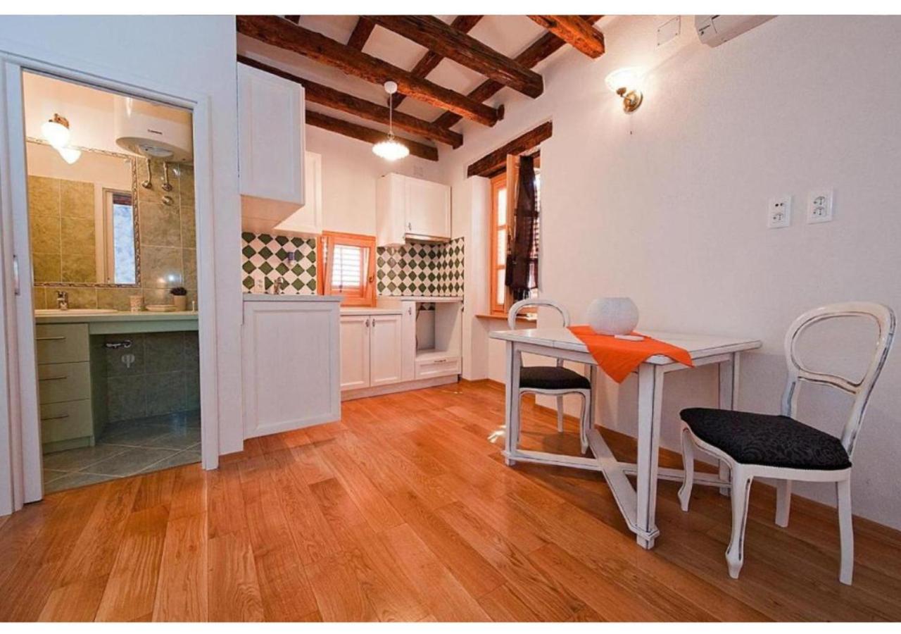 San Cristoforo Accommodations Rovinj - Garzotto Luaran gambar