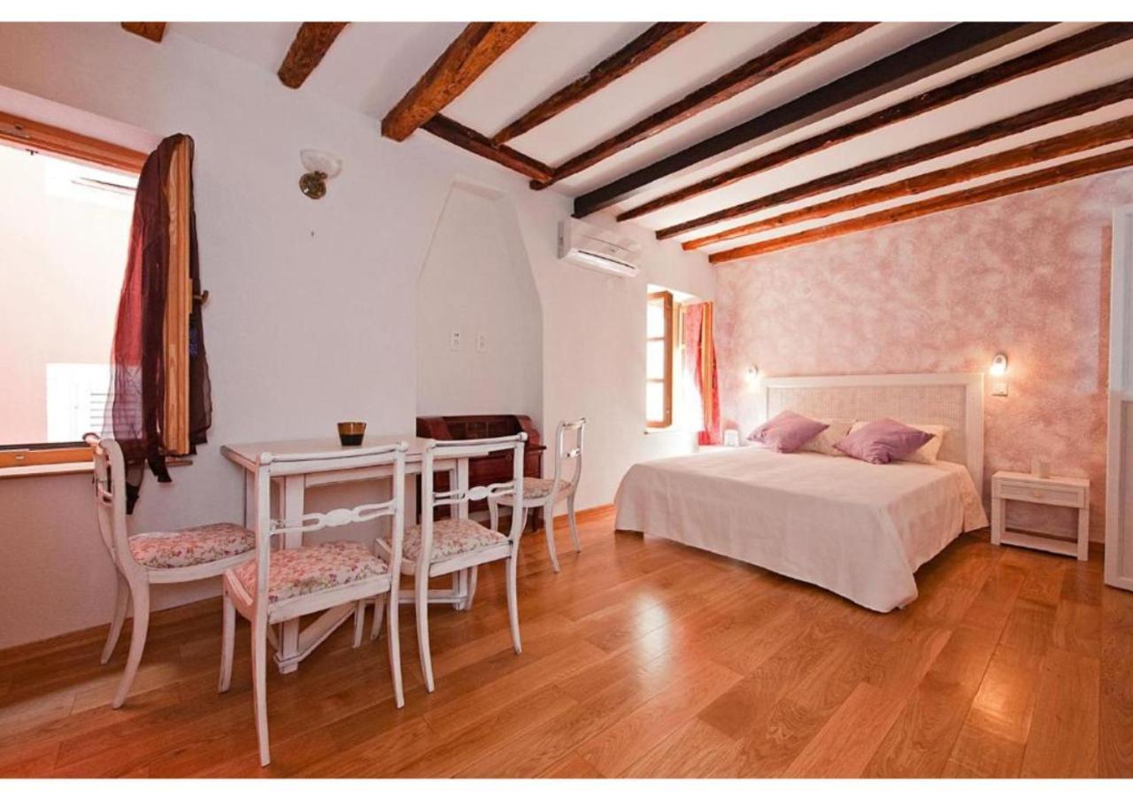 San Cristoforo Accommodations Rovinj - Garzotto Luaran gambar